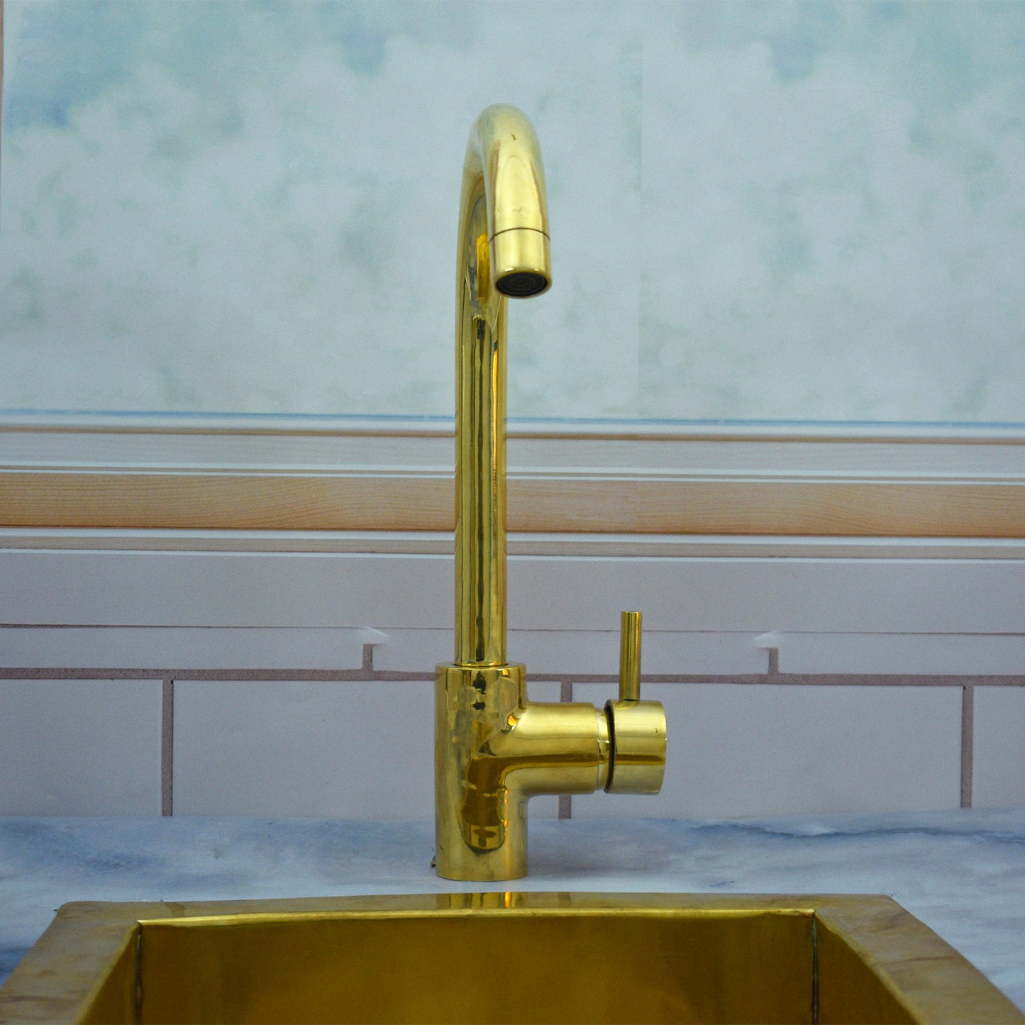 Unlacquered Brass Single Hole Basin Faucet